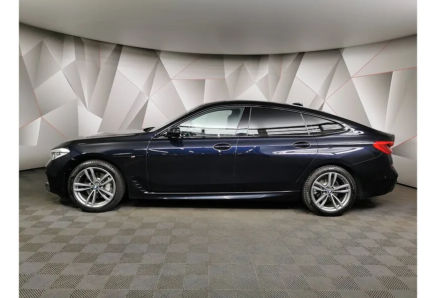 LIVE. Слайд №3