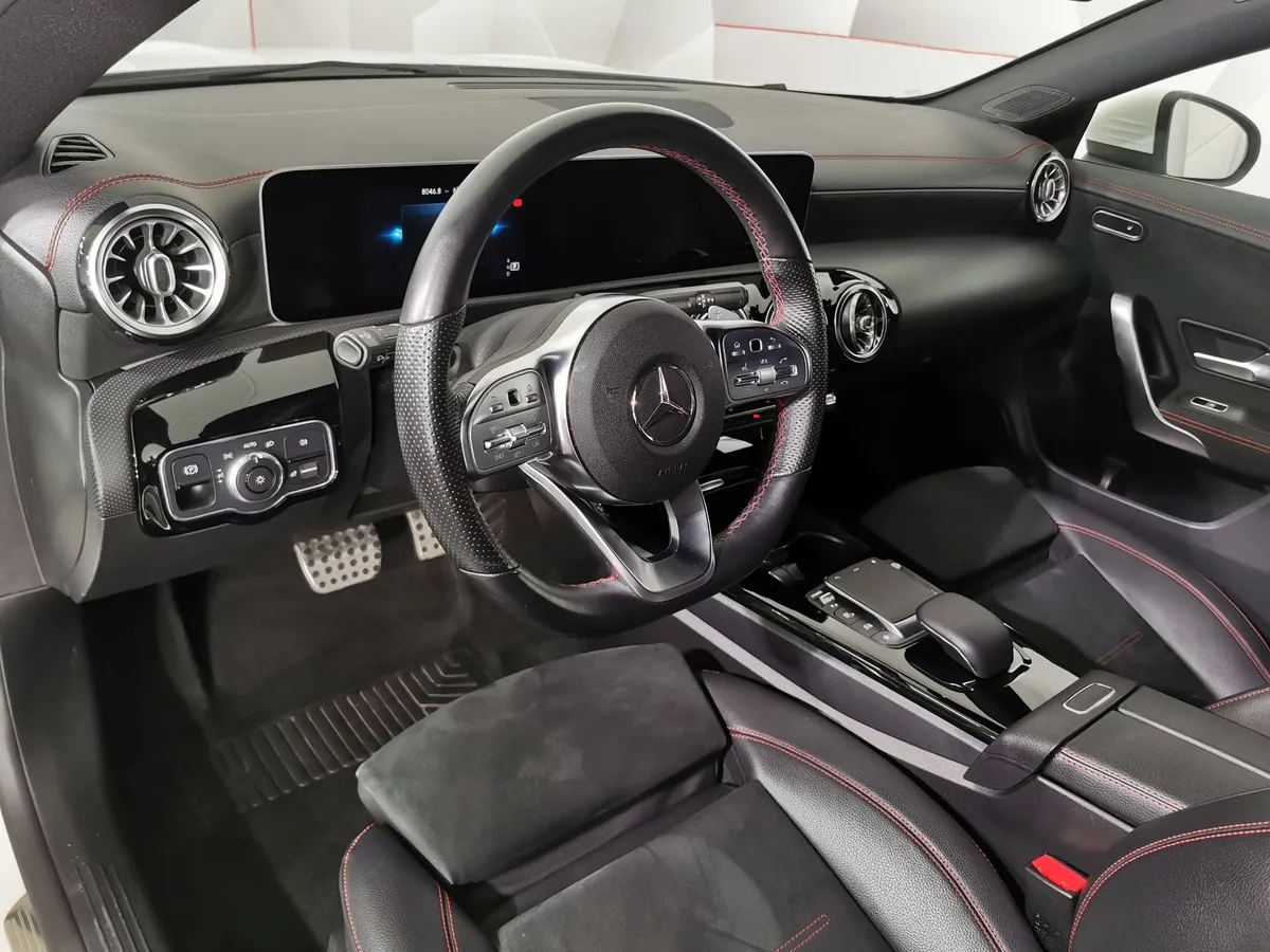 Mercedes-Benz CLA 200 7G-DCT (150 л.с.) Sport Белый в АВИЛОН. Слайд №18