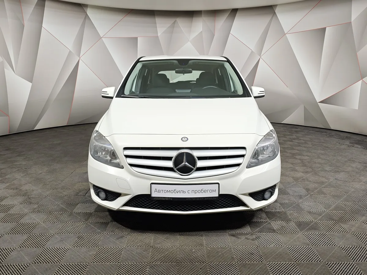 Mercedes-Benz B-Класс B 180 7G-DCT (122 л.с.) Белый в АВИЛОН. Слайд №7