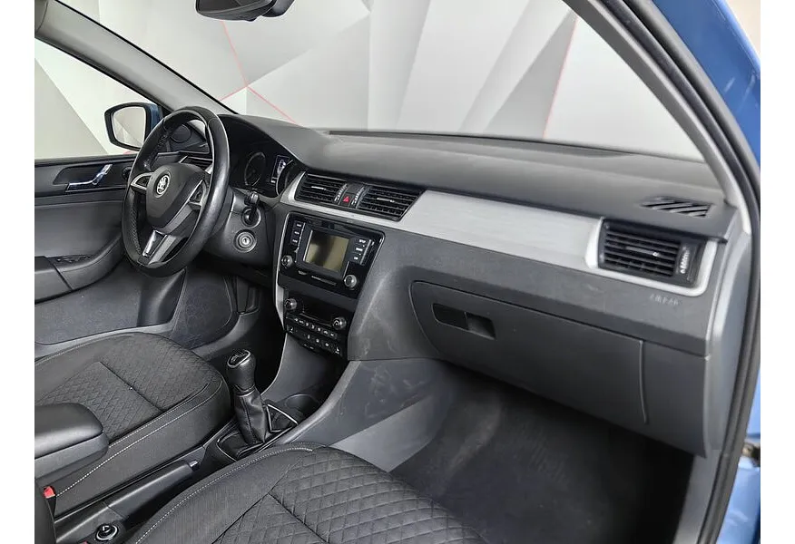 Skoda Rapid 1.6 MT (90 л.с.) Синий в АВИЛОН. Слайд №13