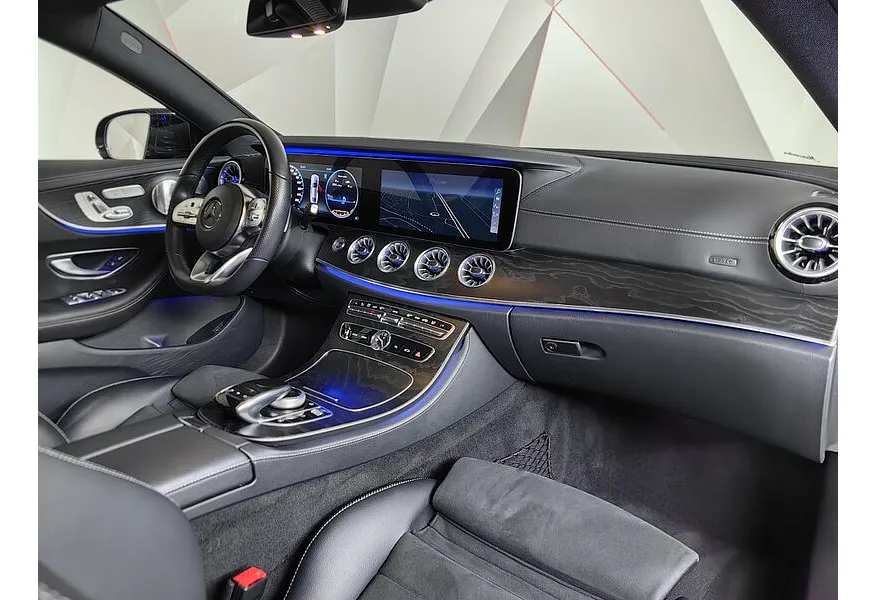 Mercedes-Benz E-Класс E 200 4MATIC G-TRONIC (184 л.с.) Sport Черный в АВИЛОН. Слайд №13