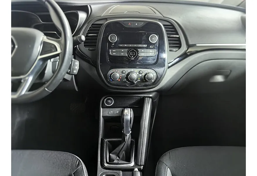 Renault Kaptur 1.3 CVT FWD (150 л.с.) Edition One Красный в АВИЛОН. Слайд №15