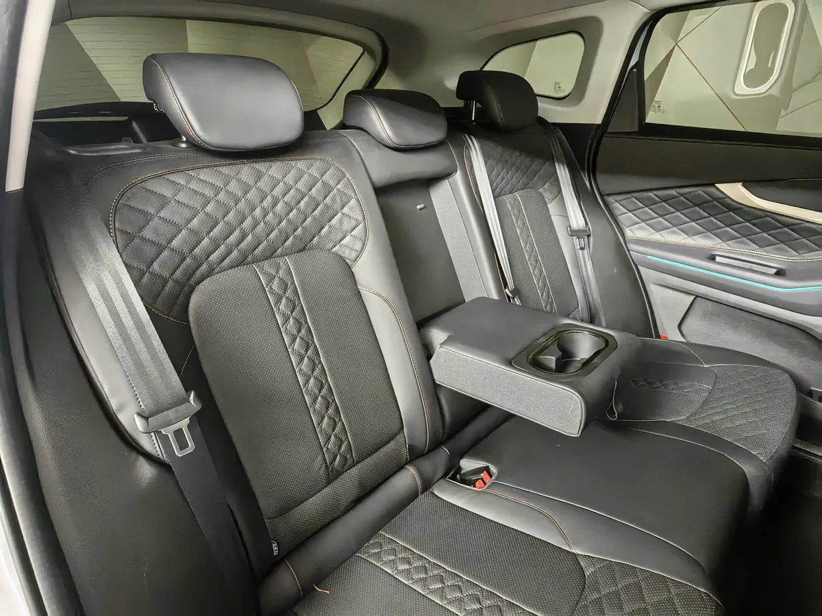 EXEED TXL 2.0 DCT7 AWD (197 л.с.) Sport Edition Серый в АВИЛОН. Слайд №16