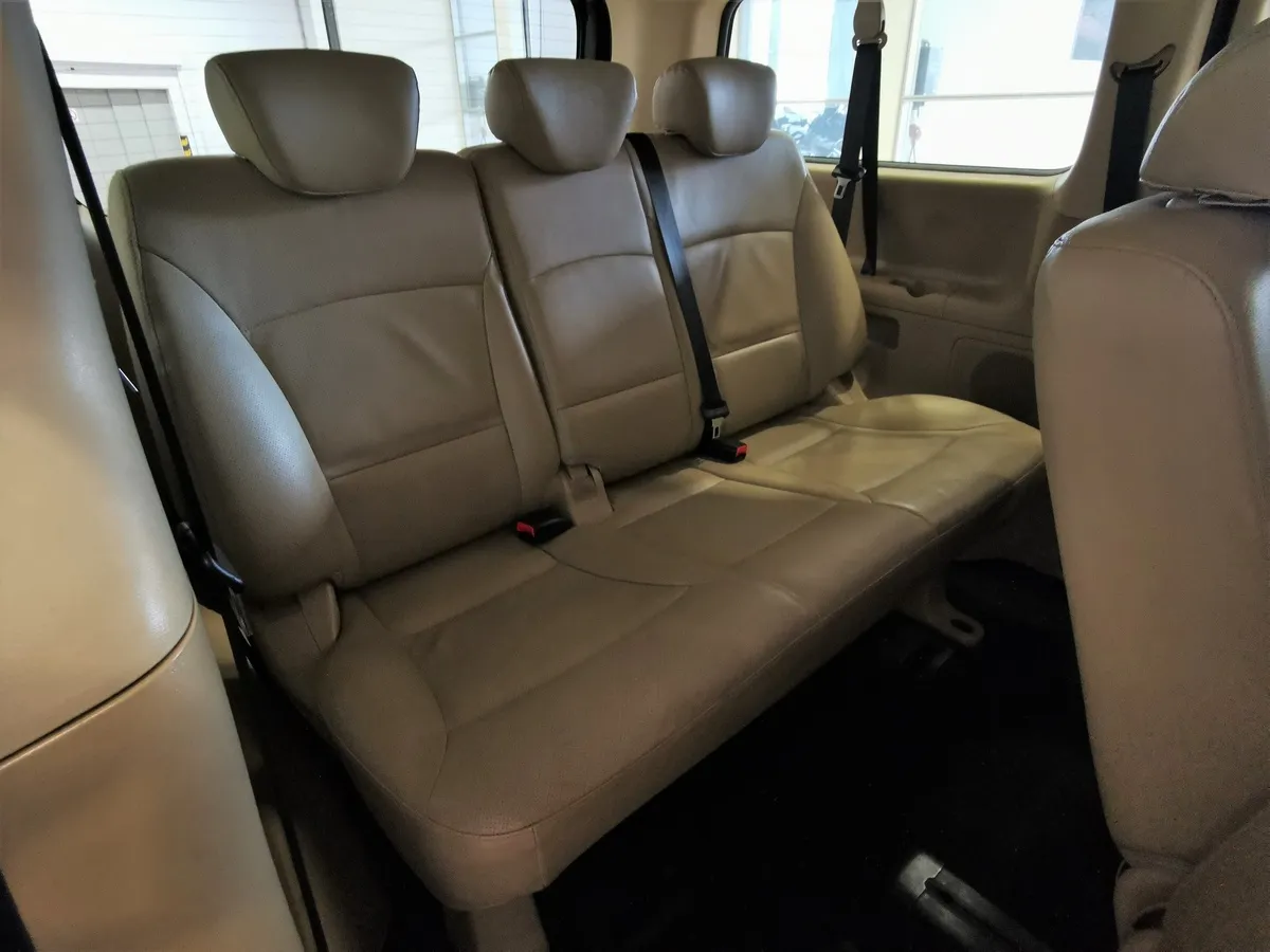 Hyundai H-1 2.5 TD AT (99 л.с.) Черный в АВИЛОН. Слайд №21