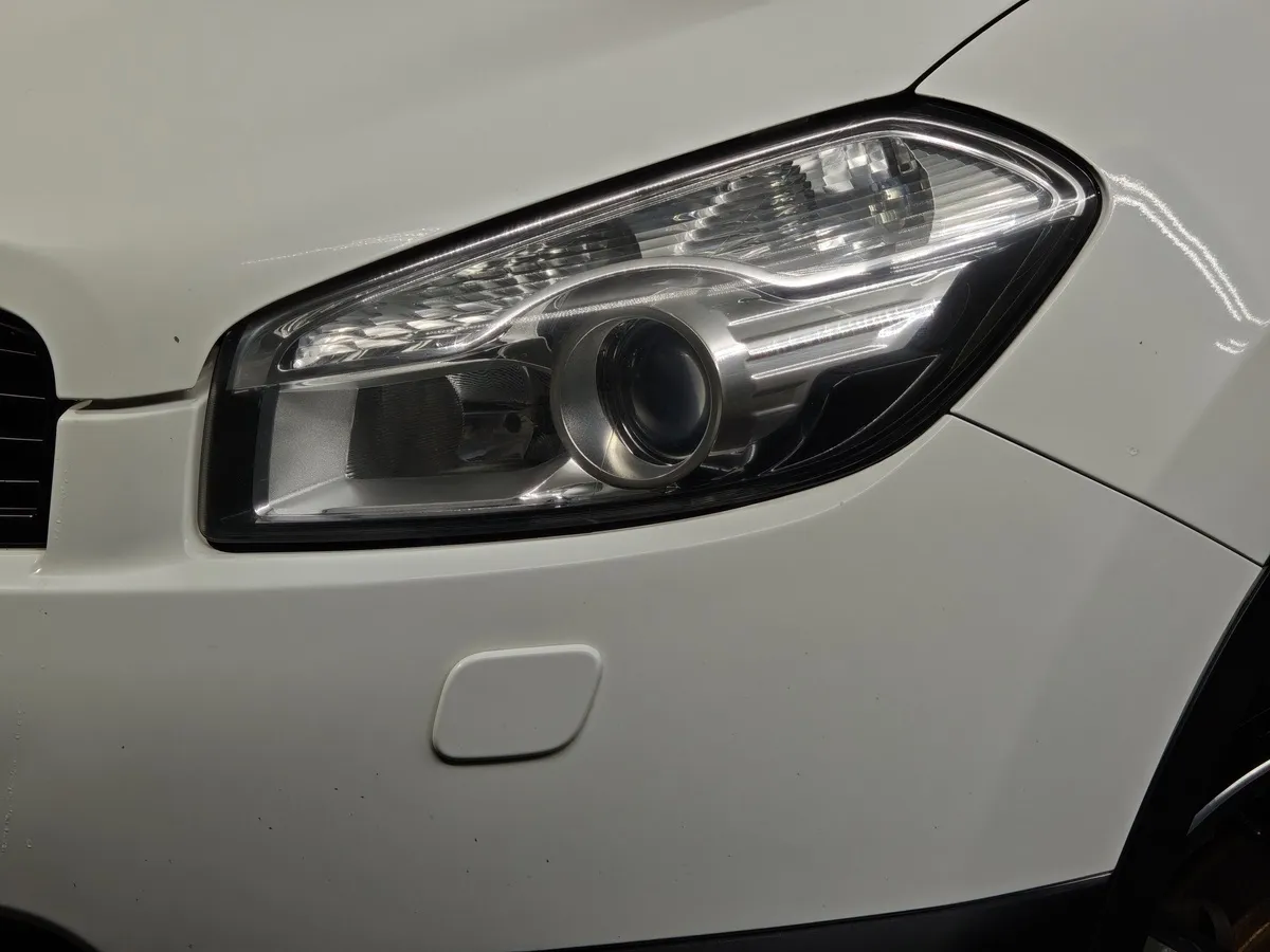 Nissan Qashqai 1.6 MT FWD (114 л.с.) Белый в АВИЛОН. Слайд №10