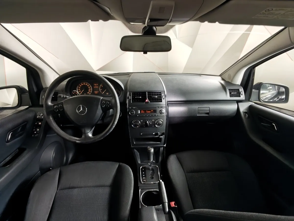 Mercedes-Benz A-Класс A 180 Autotronic (116 л.с.) Черный в АВИЛОН. Слайд №11