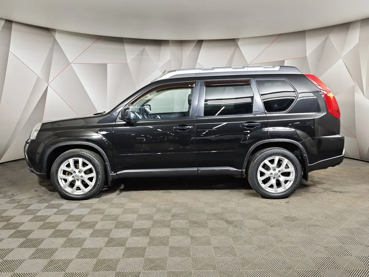 Nissan X-Trail 2.0 CVT AWD (141 л.с.) Черный в АВИЛОН. Слайд №4
