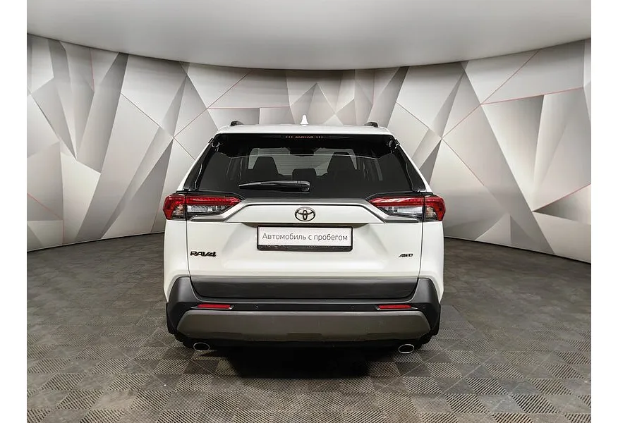 Toyota RAV4 2.5i AT AWD (199 л.с.) Белый в АВИЛОН. Слайд №8