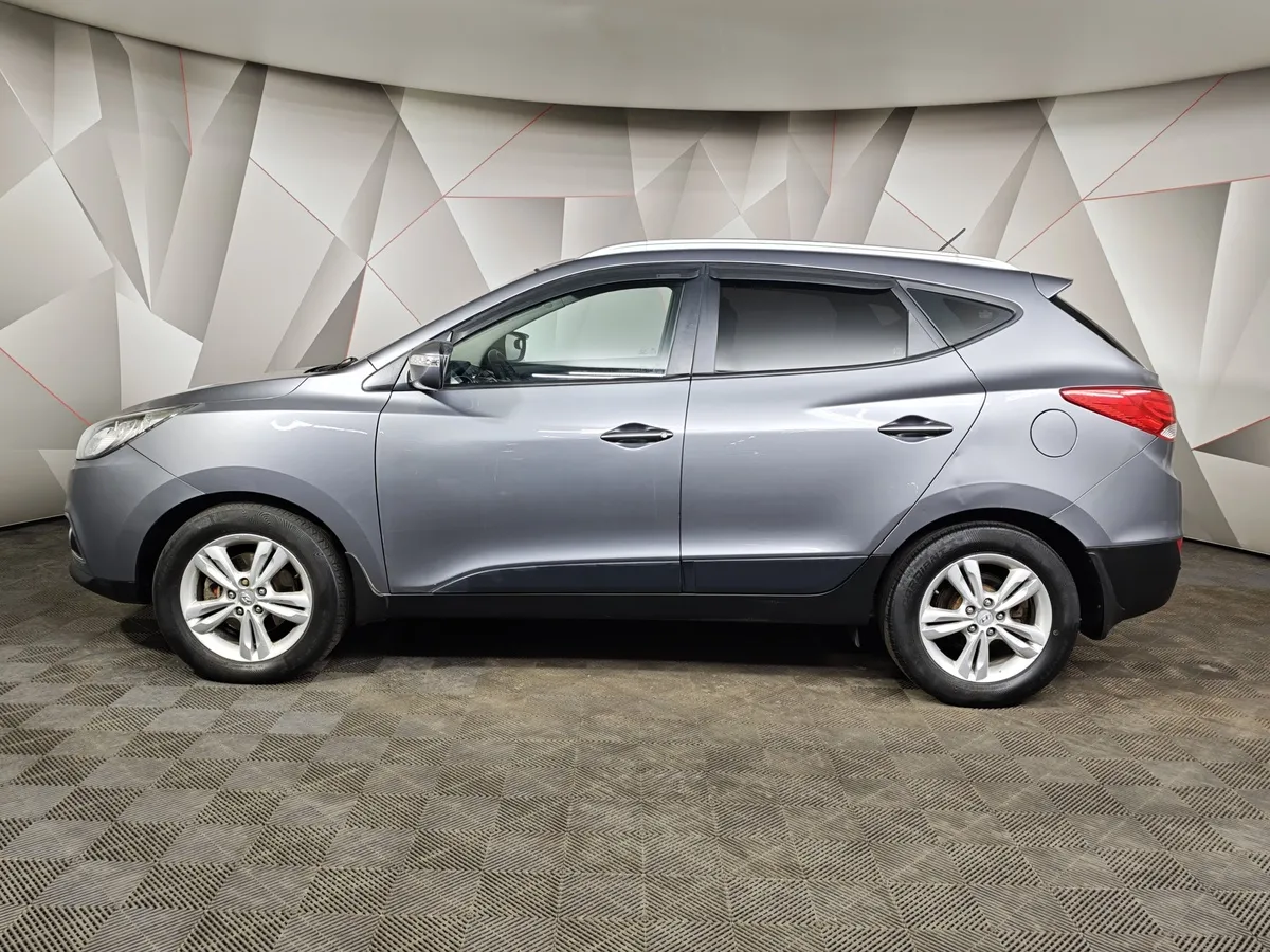 Hyundai ix35 2.0 CRDi AT 4WD (184 л.с.) Travel Серый в АВИЛОН. Слайд №5