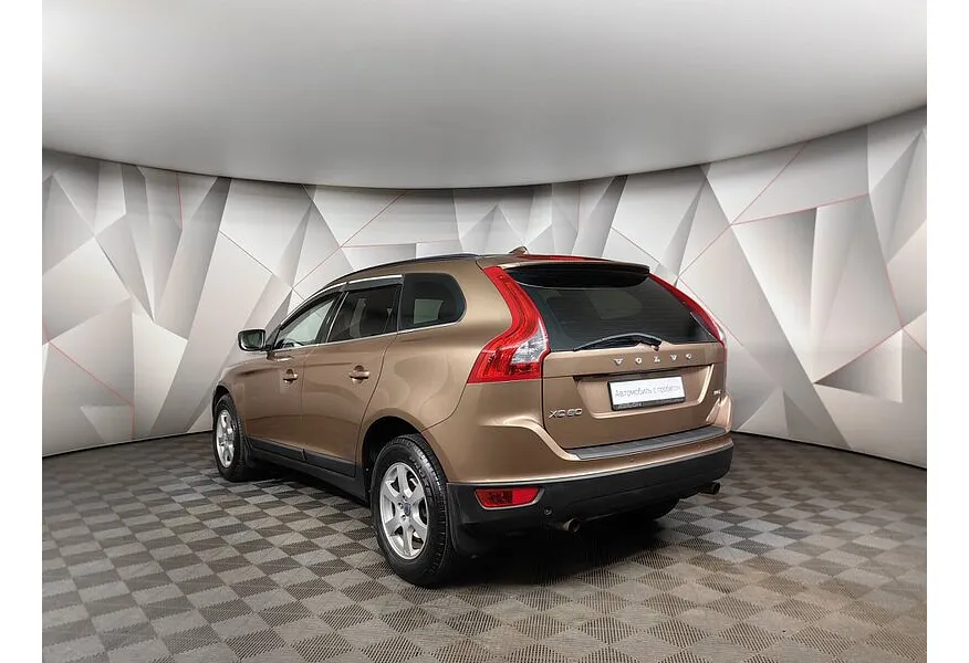 Volvo XC60 2.0 T AT (203 л.с.) Золотой в АВИЛОН. Слайд №7