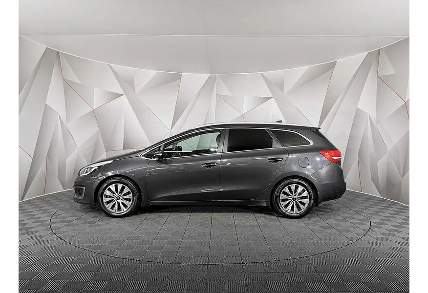 Kia Ceed 1.6 DCT (135 л.с.) Prestige Серый в АВИЛОН. Слайд №5