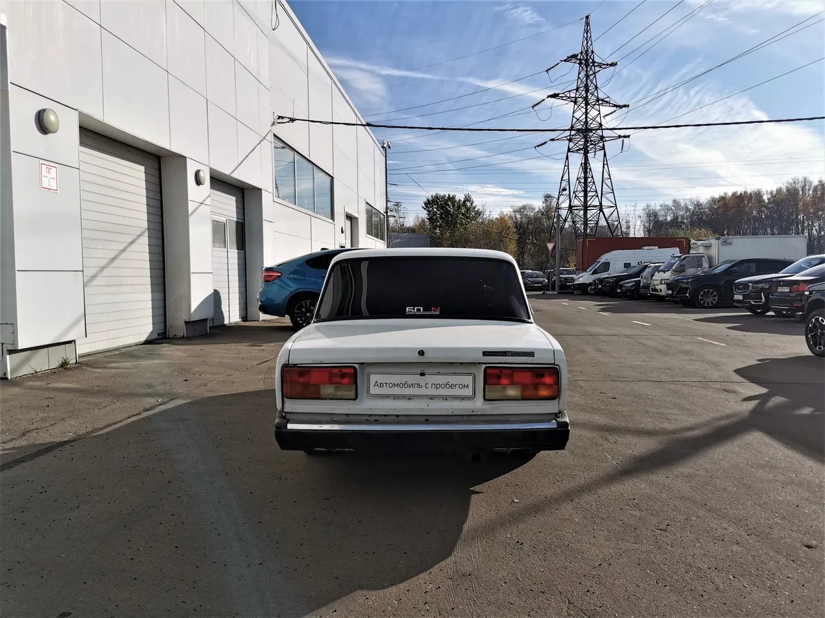 ВАЗ (Lada) 2107 21074 MT (75 л.с.) Белый в АВИЛОН. Слайд №8