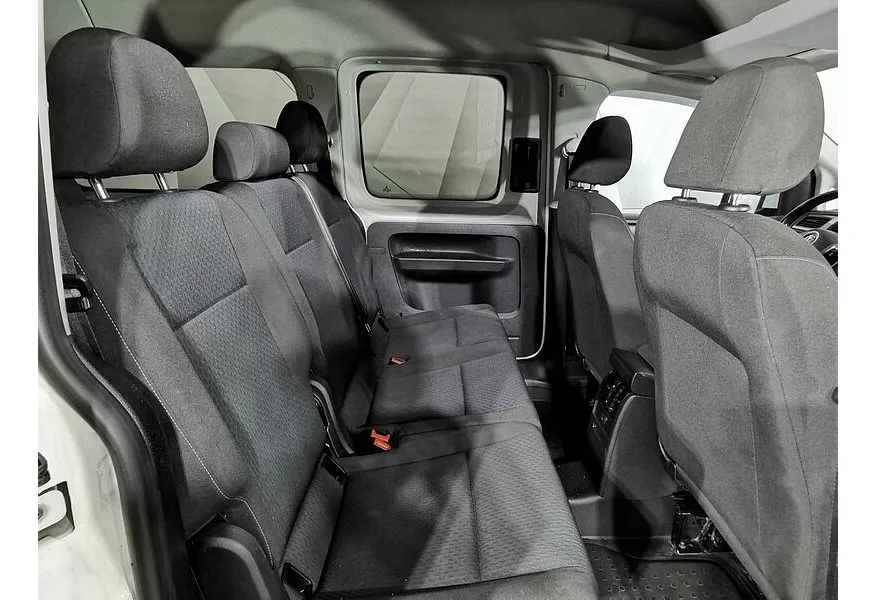 Volkswagen Caddy 2.0 TDI DSG (140 л.с.) Comfortline (7 мест) Белый в АВИЛОН. Слайд №17