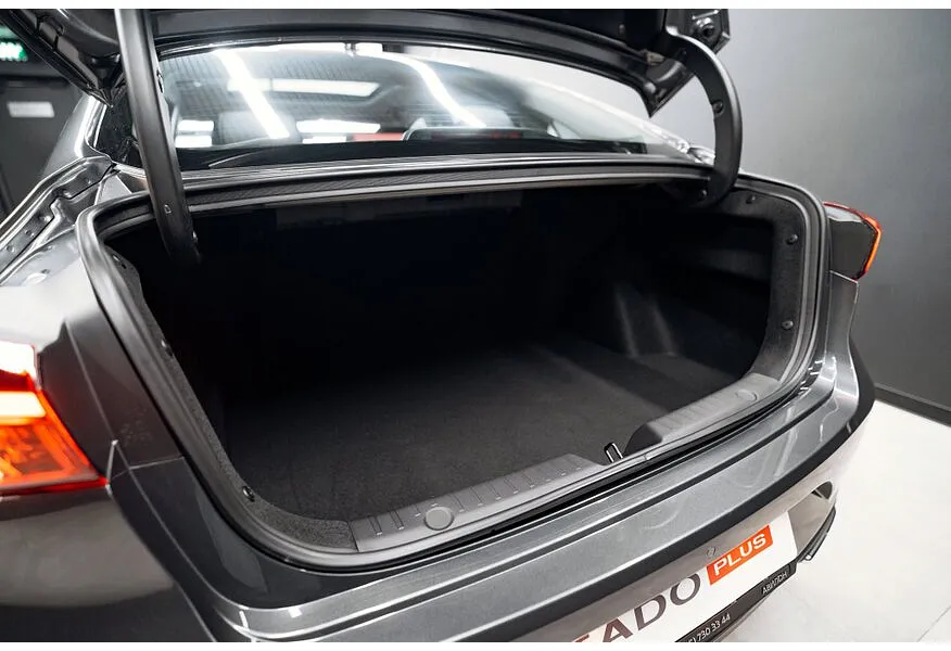 Changan Eado Plus 1.4 TGDI 7DSG 2WD (150 л.с.) Tech Серый в АВИЛОН. Слайд №17