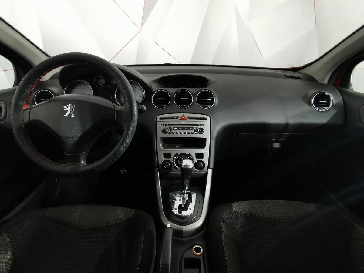 Peugeot 308 1.6 VTi AT (120 л.с.) Красный в АВИЛОН. Слайд №11