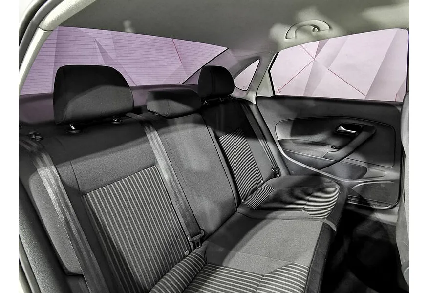 Volkswagen Polo 1.6 Tiptronic (105 л.с.) Comfortline Белый в АВИЛОН. Слайд №16