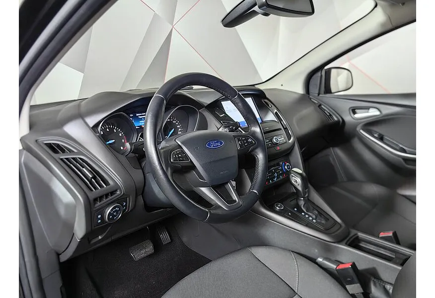 Ford Focus 1.6 Ti-VCT PowerShift (125 л.с.) SPECIAL EDITION Черный в АВИЛОН. Слайд №19