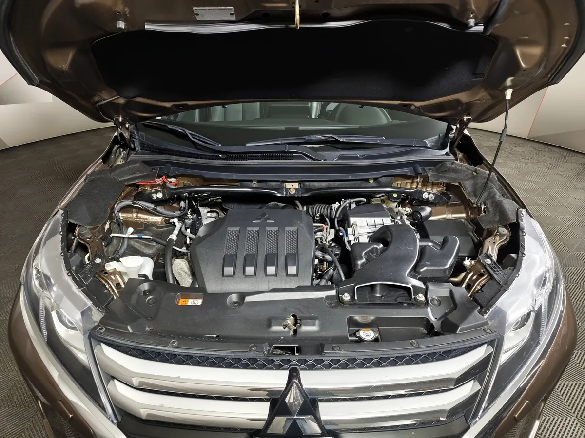 Mitsubishi Eclipse Cross 2.0 CVT (150 л.с.) Instyle Коричневый в АВИЛОН. Слайд №11