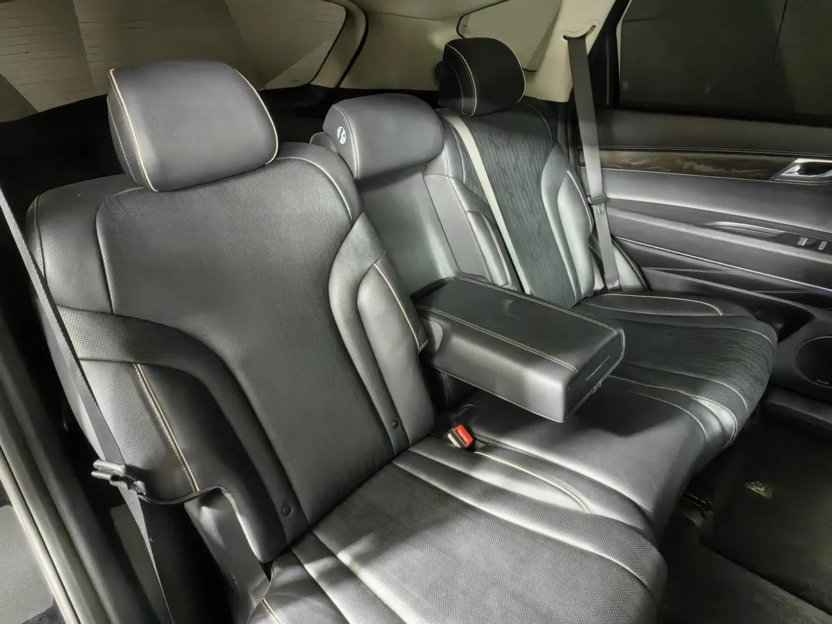 Genesis GV80 3.0D VGT 8AT 4WD (249 л.с.) Luxury + Advanced Smart Sense Черный в АВИЛОН. Слайд №17