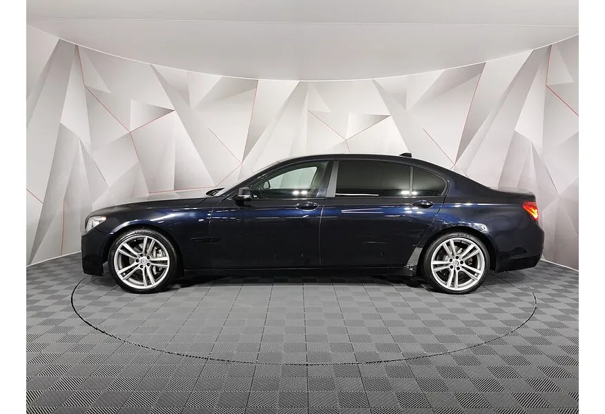 АВИЛОН - BMW 7 серия 740i AT (320 л.с.) Черный - slide 1