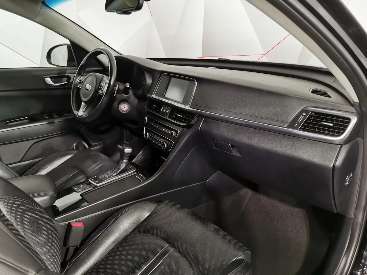 Kia Optima 2.0 T AT (245 л.с.) GT Черный в АВИЛОН. Слайд №12