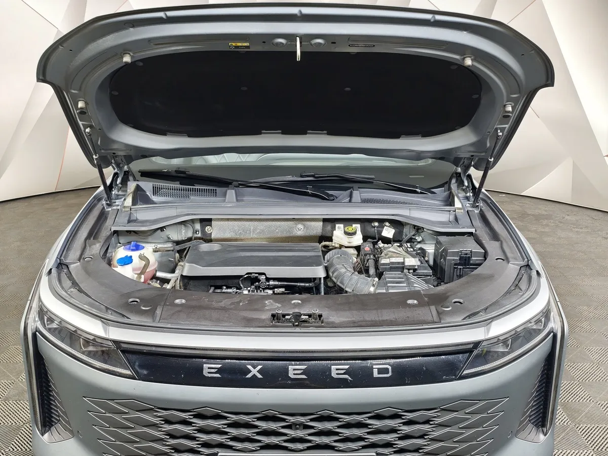 EXEED RX 2.0T DCT 4WD (249 л.с.) Platinum Серый в АВИЛОН. Слайд №11