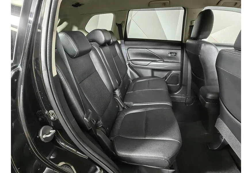 АВИЛОН - Mitsubishi Outlander 2.0 CVT 4WD (146 л.с.) Черный - slide 14