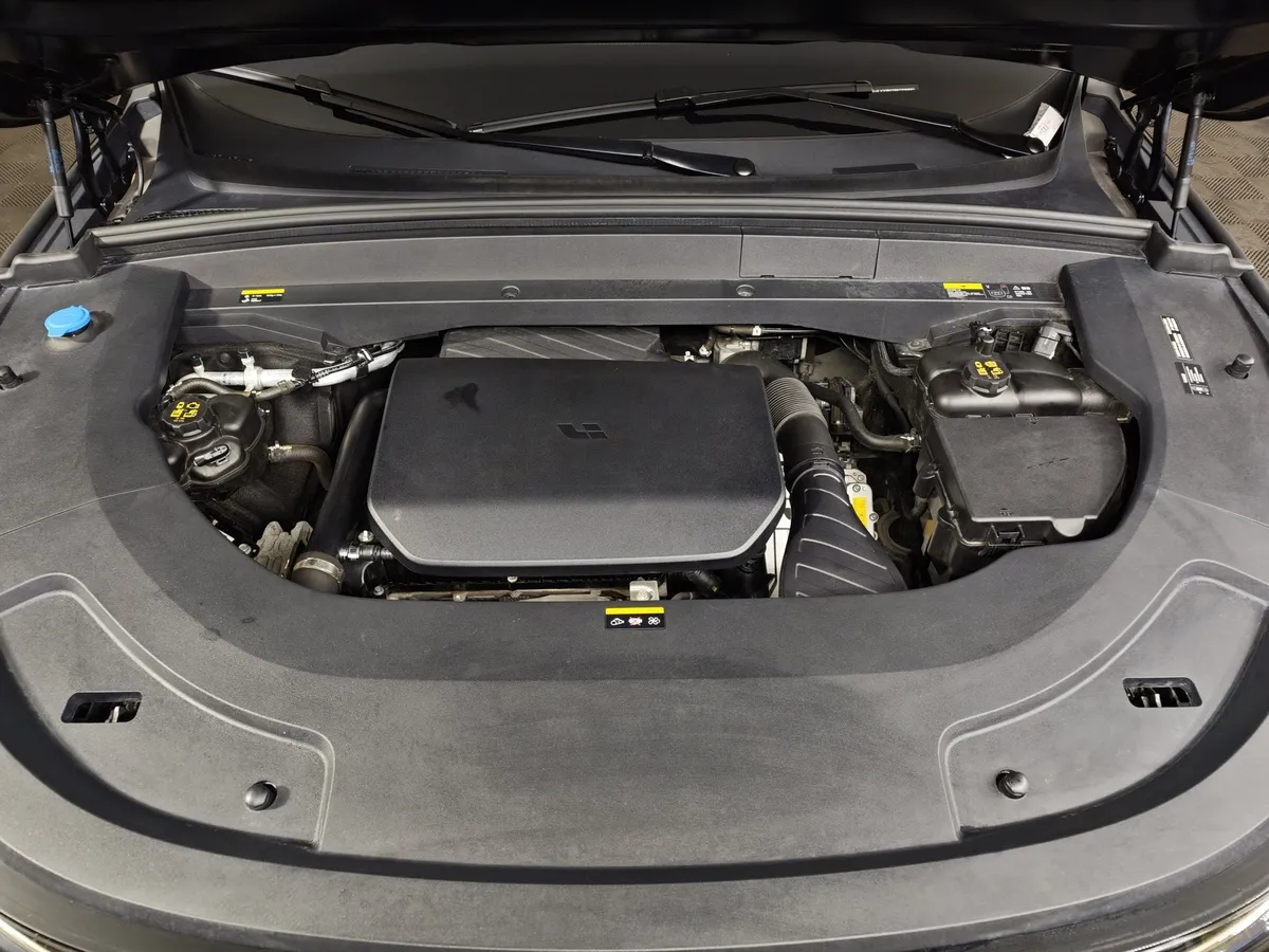 Li Auto L7 1.5 AT 4WD (449 л.с.) Max Черный в АВИЛОН. Слайд №11