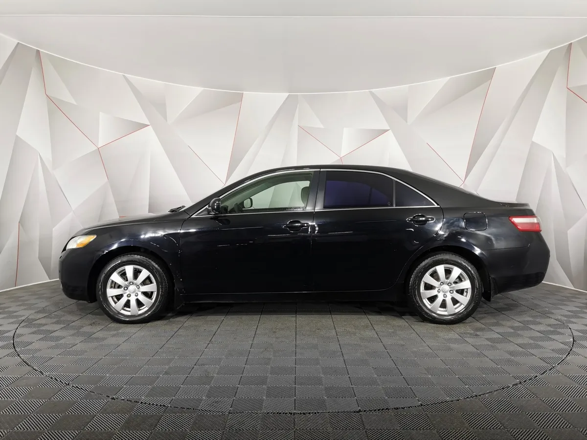 Toyota Camry 2.4 VVT-i AT (167 л.с.) Черный в АВИЛОН. Слайд №5