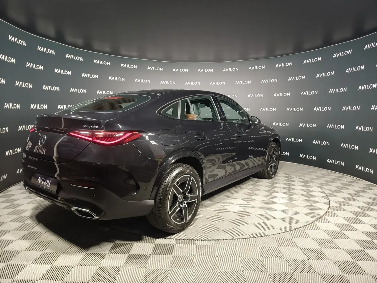 Mercedes-Benz GLC Купе 260 9G-TRONIC 4MATIC (204 л.с.) Черный в АВИЛОН. Слайд №5