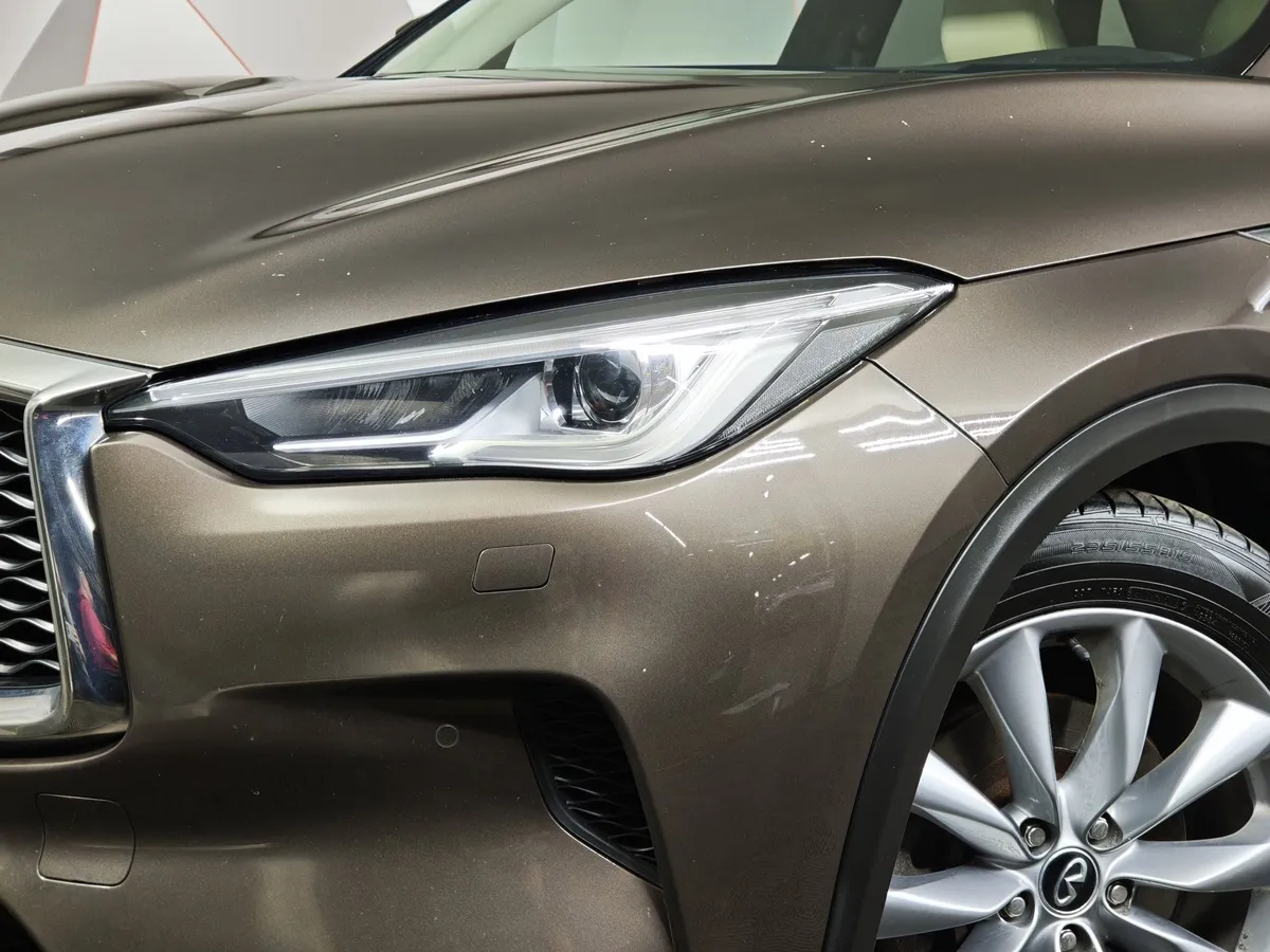 Infiniti QX50 2.0 VC-T CVT AWD (249 л.с.) Коричневый в АВИЛОН. Слайд №10
