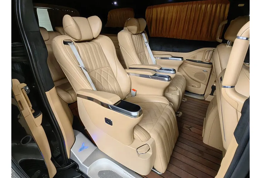 Voyah Dream EVR 1.5 AT AWD (395 л.с.) Executive Черный в АВИЛОН. Слайд №16