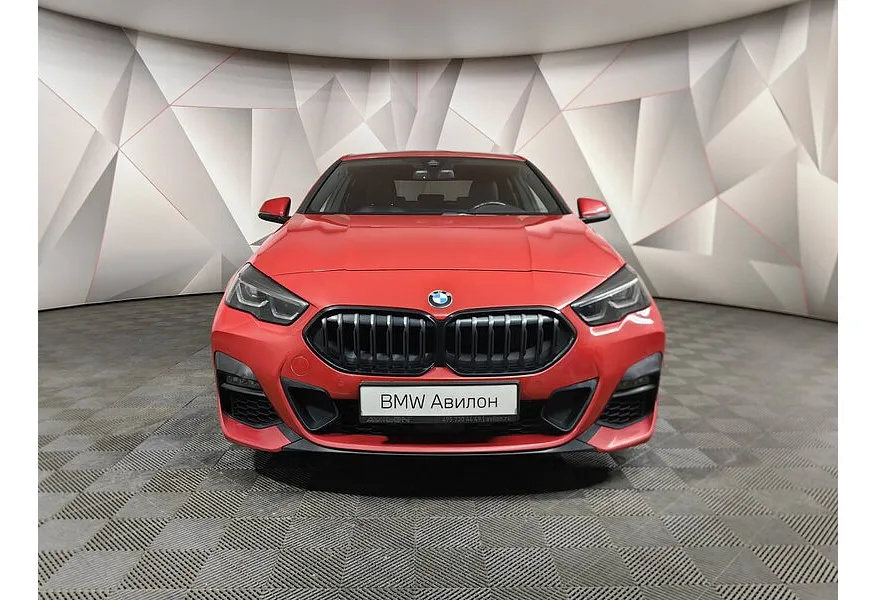 BMW 2 серия Gran Coupe 218i (140 л.с.) M Sport Pro Красный в АВИЛОН. Слайд №3