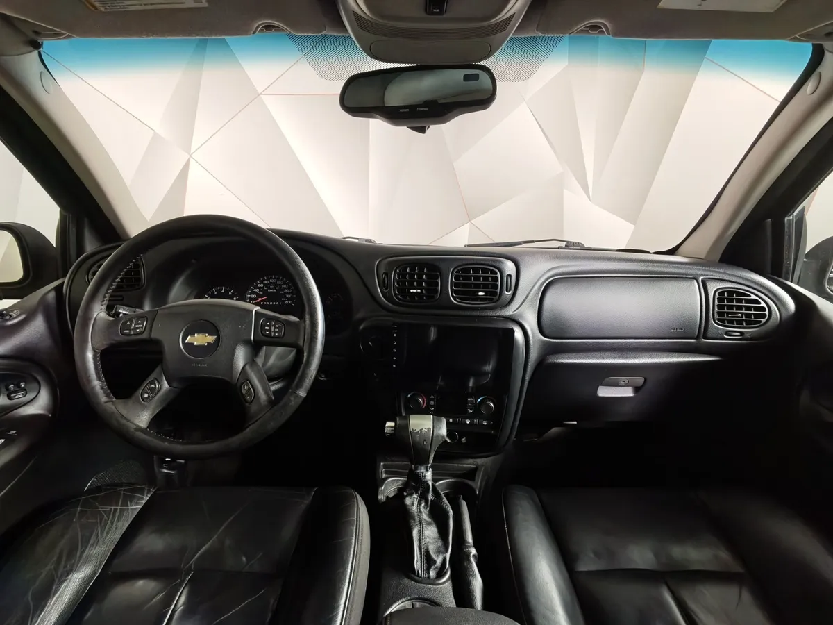 Chevrolet TrailBlazer 4.2 AT 4WD (275 л.с.) Серый в АВИЛОН. Слайд №12