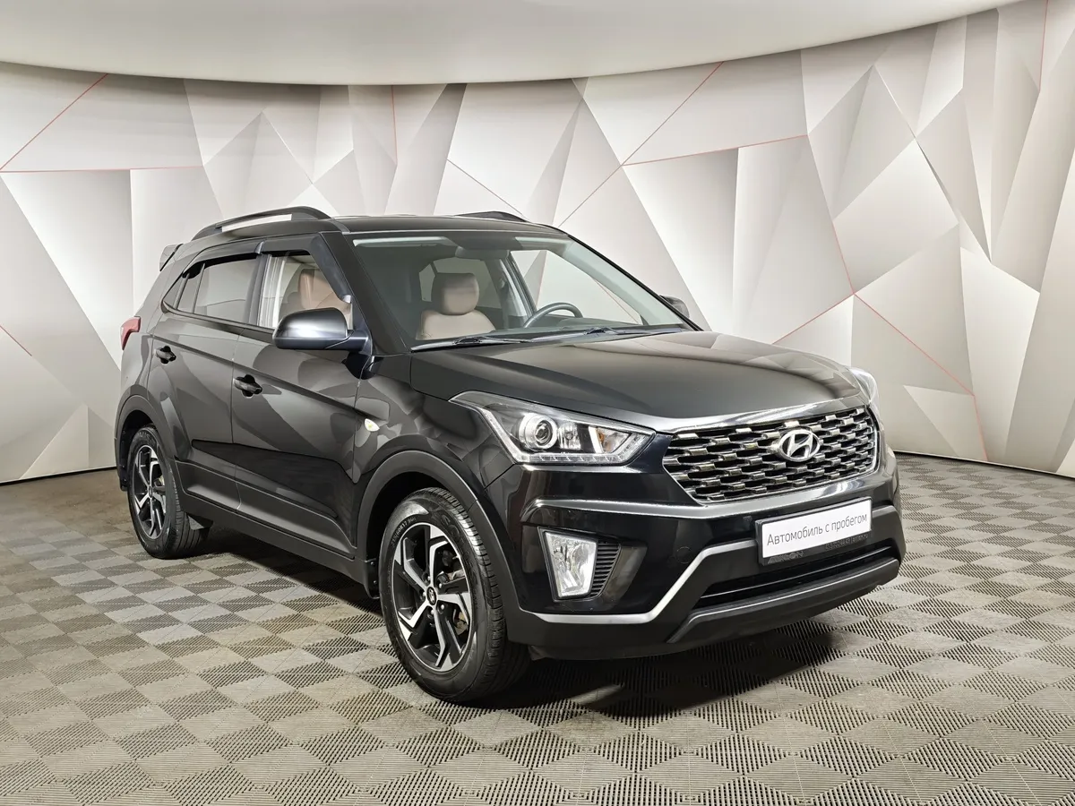 Hyundai Creta 1.6 AT (123 л.с.) Black & Brown + Winter Черный в АВИЛОН. Слайд №3