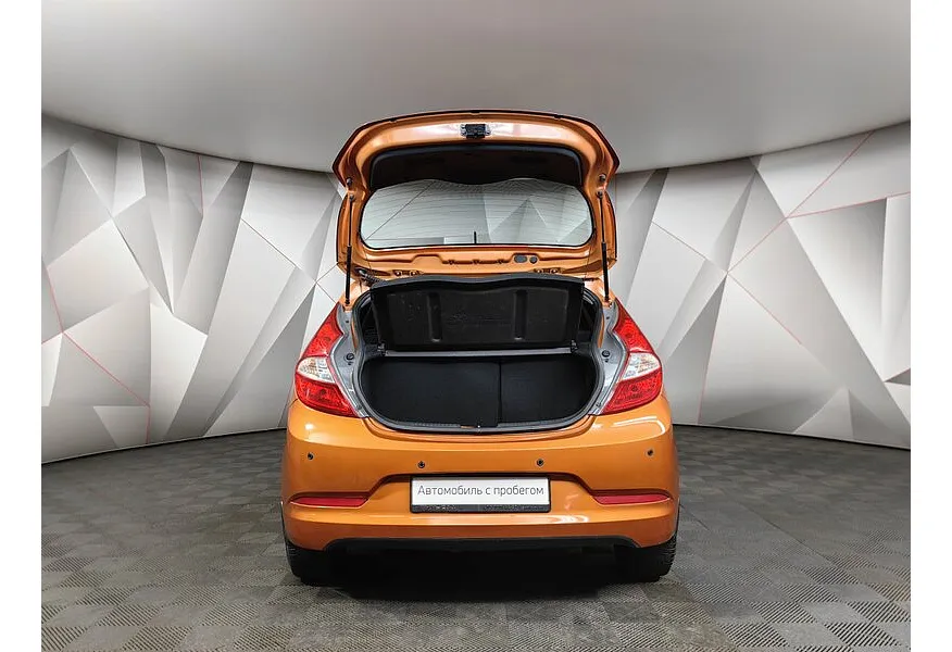 Hyundai Solaris 1.6 MT (123 л.с.) Active Оранжевый в АВИЛОН. Слайд №11 Hyundai Solaris 1.6 MT (123 л.с.) Active Оранжевый в АВИЛОН. Слайд №11