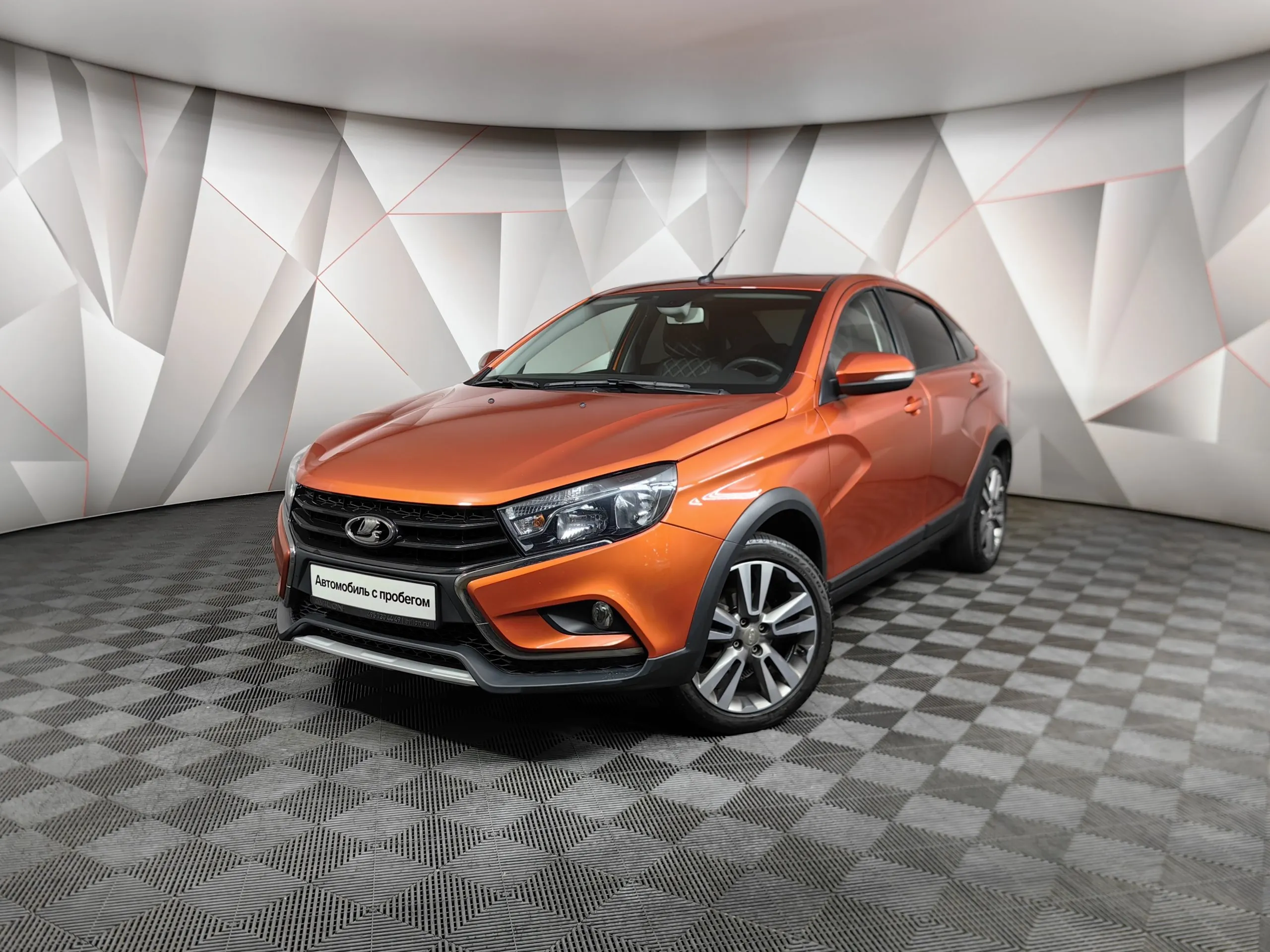 ВАЗ (Lada) Vesta 1.6 CVT (113 л.с.) Luxe Multimedia Оранжевый в Москве №  ТИ-UY40389. Купить ВАЗ (Lada) Vesta I Вариатор Бензиновый с пробегом 42083  км. Цена 1388000