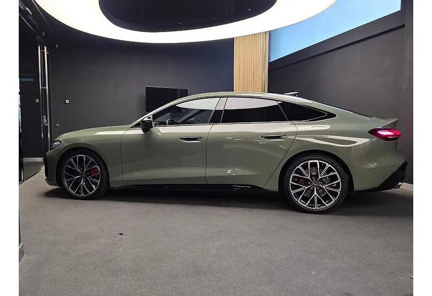 Audi A5 2.0 40 TFSI S-tronic quattro (204 л.с.) Зеленый в АВИЛОН. Слайд №4