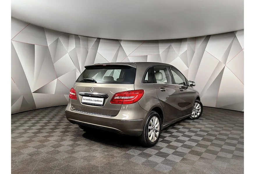 Mercedes-Benz B-Класс B 200 7G-DCT (150 л.с.) Серый в АВИЛОН. Слайд №2