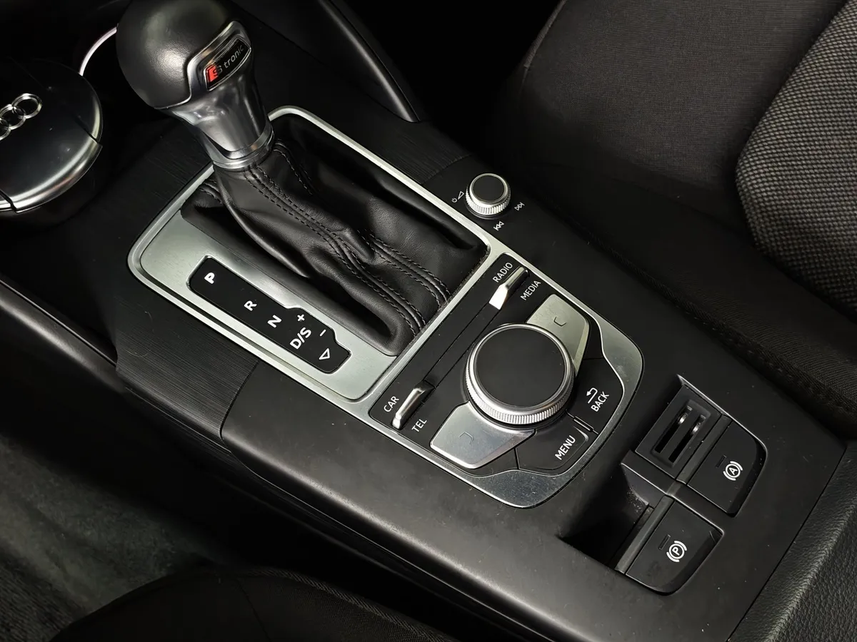 Audi A3 1.4 TFSI S-tronic (150 л.с.) Синий в АВИЛОН. Слайд №21