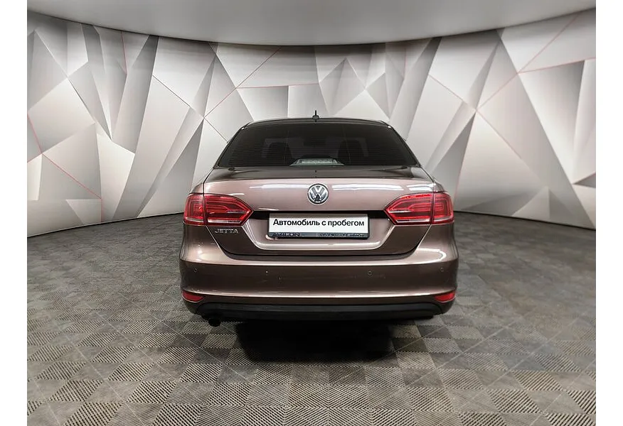 Volkswagen Jetta 1.6 MPI MT (105 л.с.) Comfortline Коричневый в АВИЛОН. Слайд №8 Volkswagen Jetta 1.6 MPI MT (105 л.с.) Comfortline Коричневый в АВИЛОН. Слайд №8