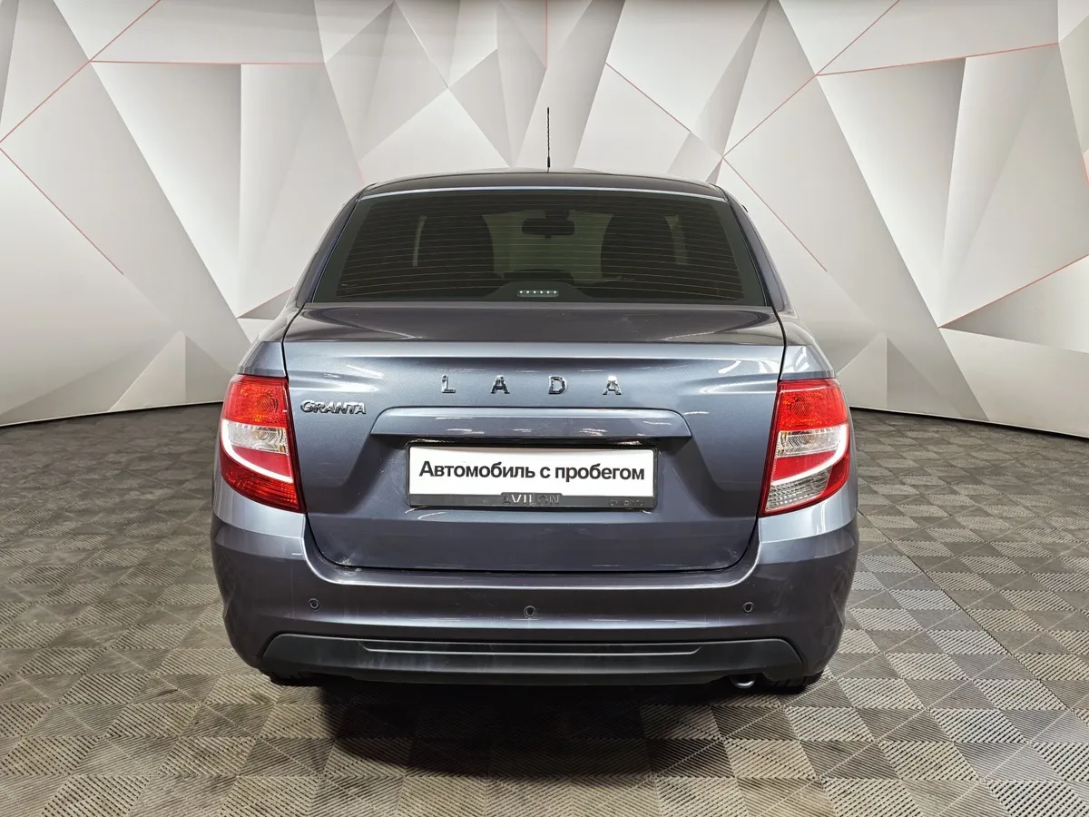 ВАЗ (Lada) Granta 1.6 MT 16 кл (106 л.с.) Серый в АВИЛОН. Слайд №8