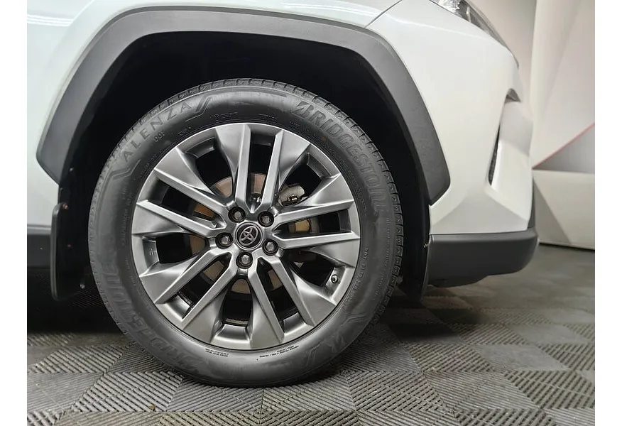 АВИЛОН - Toyota RAV4 2.0 CVT (149 л.с.) Комфорт Белый - slide 19