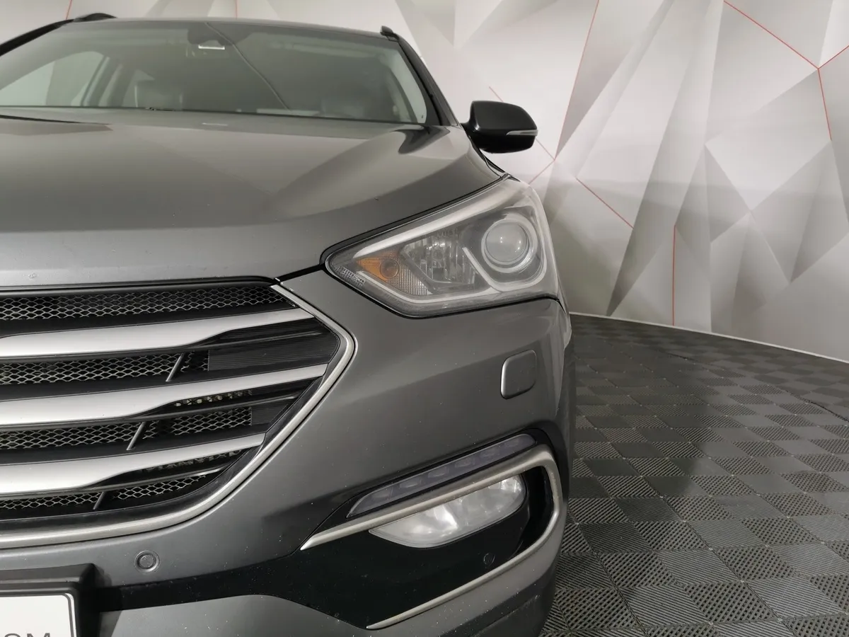 Hyundai Santa Fe 2.2 CRDi AT 4WD (197 л.с.) High-tech Серый в АВИЛОН. Слайд №10