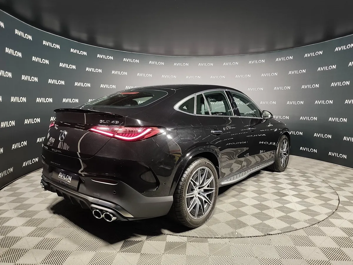 Mercedes-Benz GLC Купе 43 AMG 9G-TRONIC 4MATIC (435 л.с.) Черный в АВИЛОН. Слайд №5