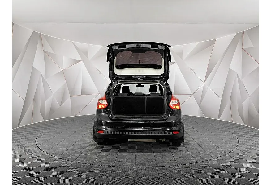 Ford Focus 1.6 Ti-VCT PowerShift (105 л.с.) Trend Черный в АВИЛОН. Слайд №12