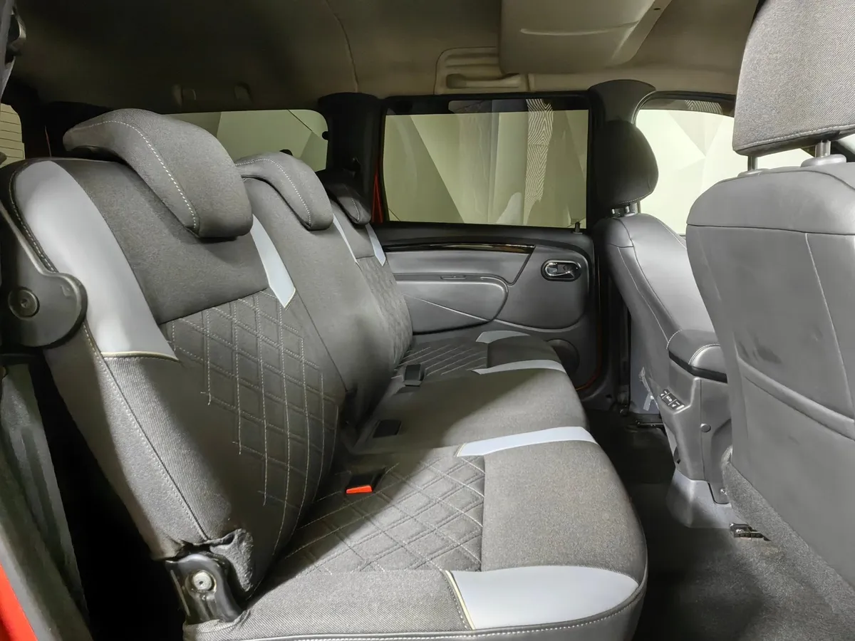 ВАЗ (Lada) Largus 1.6 MT 16 кл (5 мест) (106 л.с.) KS045-52-X00 Luxe Красный в АВИЛОН. Слайд №16