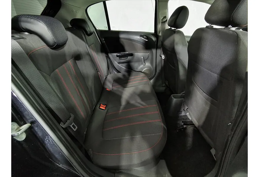 Opel Corsa 1.4 AT (101 л.с.) Черный в АВИЛОН. Слайд №14