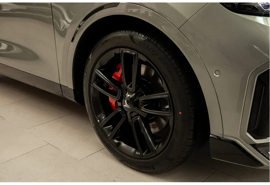 Voyah Free EVR 1.5 AT AWD (510 л.с.) Sport + Зеленый в АВИЛОН. Слайд №17