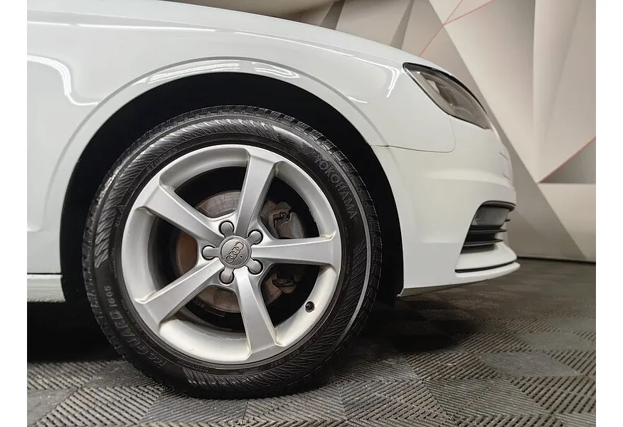 Audi A3 1.4 TFSI AT (150 л.с.) Белый в АВИЛОН. Слайд №9